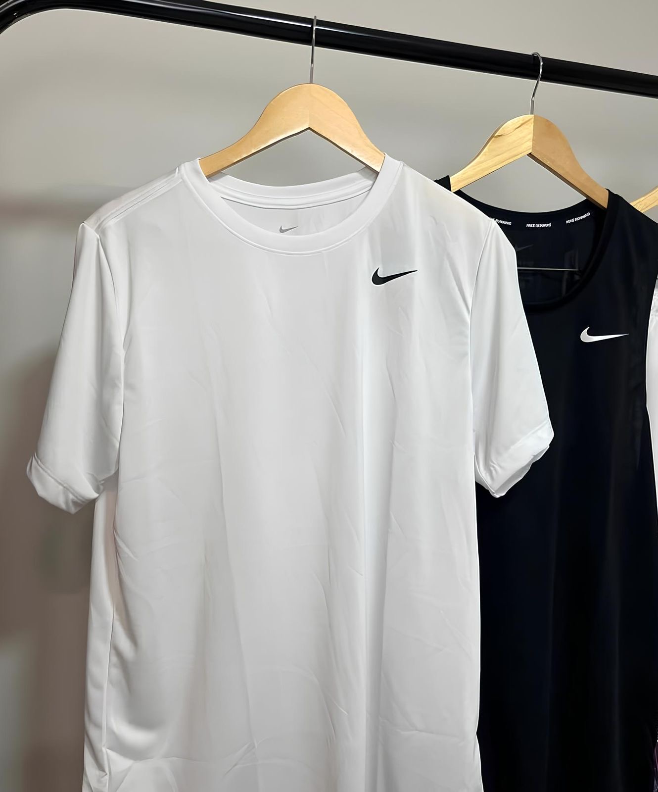 Camiseta Nike Manga Curta Dri-Fit Tee Legend - Masculina